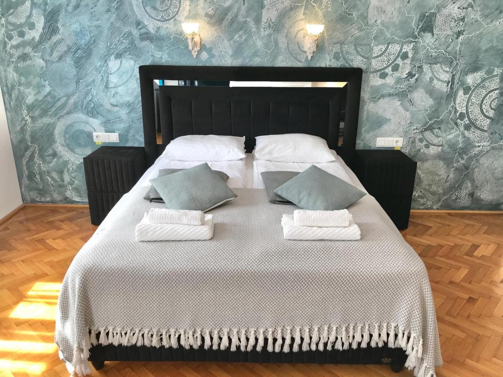 Residence Piata Armelor Sibiu Eksteriør billede